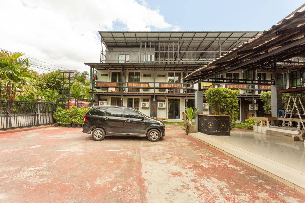Capital O 1051 Pagoda House Chiang Mai Dış mekan fotoğraf