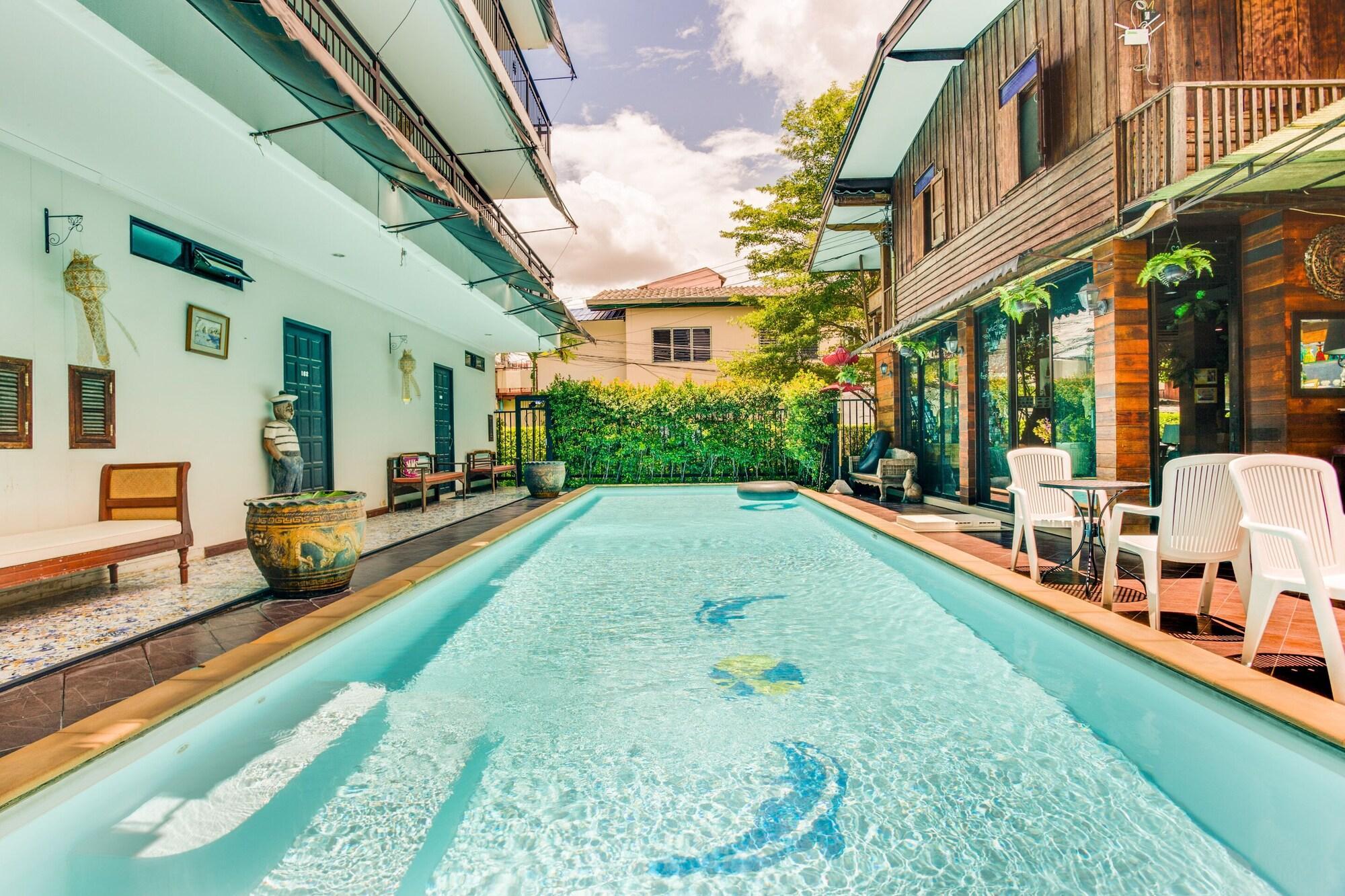 Capital O 1051 Pagoda House Chiang Mai Dış mekan fotoğraf